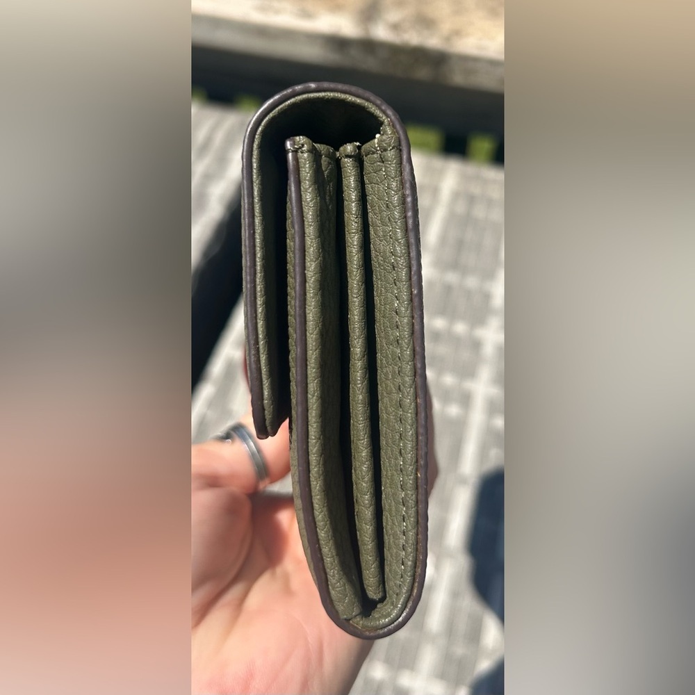 Olive Green Turnclasp Long Wallet EUC​ - Picture 6 of 12